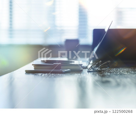 ビジネスのシーン ビジネスのシーン 122500268