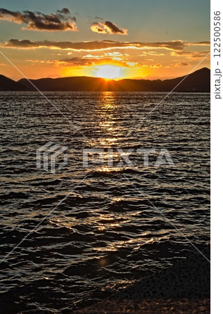 内海湾で見た穏やかな夕焼け 内海湾で見た穏やかな夕焼け 122500586
