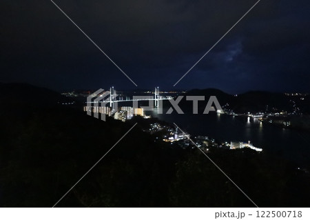 (九州・長崎県) ながさき女神大橋の夜景 (九州・長崎県) ながさき女神大橋の夜景 122500718