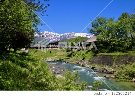 北アルプス・大出吊り橋(長野県・白馬村) 北アルプス・大出吊り橋(長野県・白馬村) 122505214