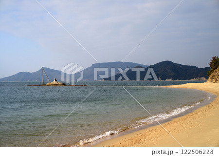 小豆島戸形崎の浜辺-3 122506228