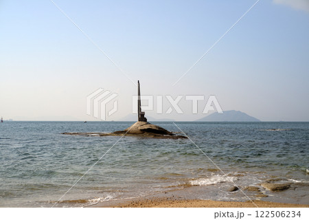 小豆島戸形崎鯉幟掲揚柱の岩礁-2 小豆島戸形崎鯉幟掲揚柱の岩礁-2 122506234
