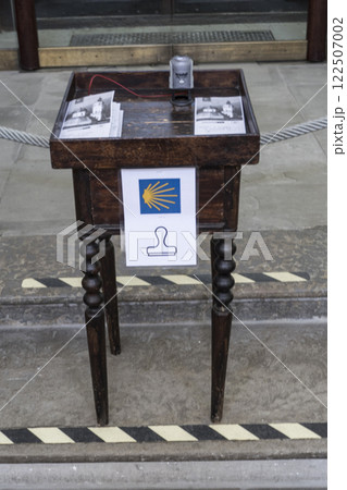 Sign, signpost of  Way of St. James 122507002