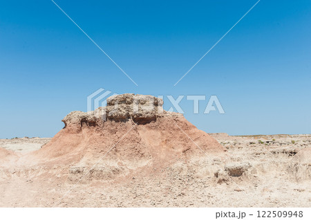 Rocky landscape of Badlands national park 122509948