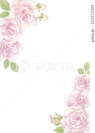 淡いピンクのバラの花の色鉛筆画イラスト　ポストカードテンプレート 122512303