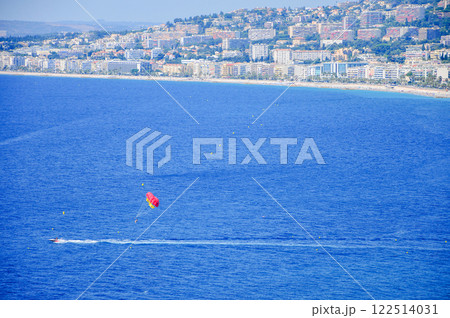 フランスニースの展望台から眺めるとても美しい海岸の風景 122514031