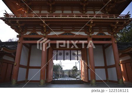 今宮神社　楼門から望む今宮門前通り2 122516121