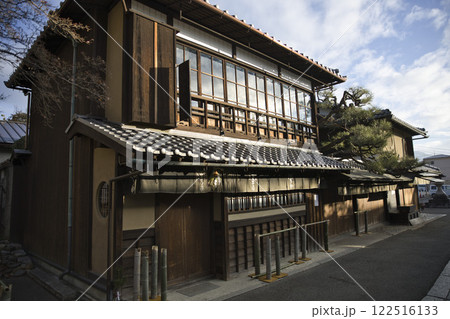 今宮神社　東門参道　開店前のあぶり餅屋さん2 122516133