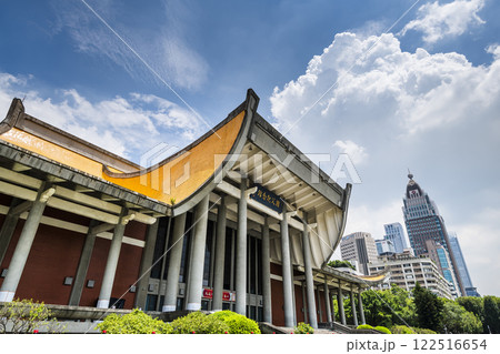 Building view of the National Dr. Sun Yat-sen Memorial Hall in Taipei, Taiwan, is also a multi-purpose social, educational, and cultural center. 122516654