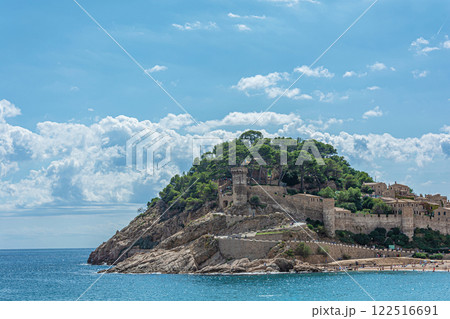 Tossa, Spain - 09/19/2017: the Old castle and fortress on the sea shore 122516691