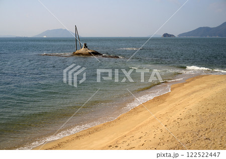 小豆島戸形崎の浜辺-8 122522447