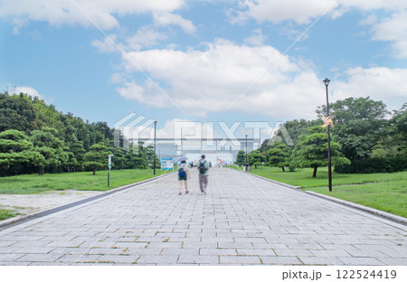 葛西臨海公園・中央園路／東京都江戸川区臨海町6丁目 122524419