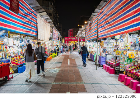 台北 路面改修工事が終了した寧夏夜市 ※2025年1月撮影 台北 路面改修工事が終了した寧夏夜市 ※2025年1月撮影 122525090