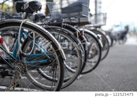 駐輪場 自転車 停車 駅前 イメージ 駐輪場 自転車 停車 駅前 イメージ 122525475