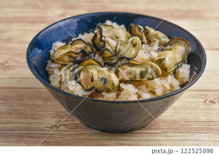 冬の味覚 カキ飯 冬の味覚 カキ飯 122525896
