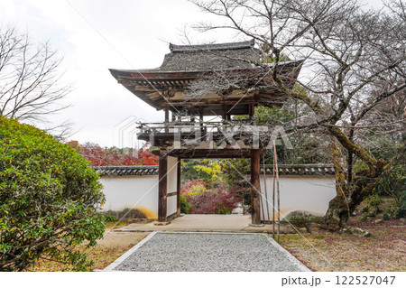 奈良 長岳寺(ちょうがくじ)楼門 奈良 長岳寺(ちょうがくじ)楼門 122527047