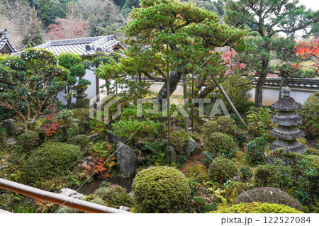 奈良　長岳寺（ちょうがくじ）旧地蔵院庭園 122527084