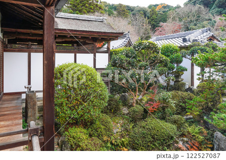 奈良　長岳寺（ちょうがくじ）旧地蔵院庭園 122527087