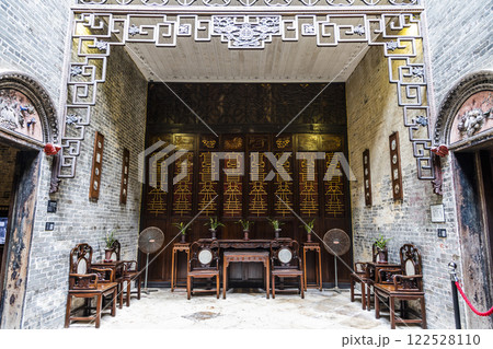 Interior view of Lou Kau Mansion built with Portuguese decoration and Chinese architectural style. China. This is part of the UNESCO World Heritage. 122528110