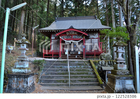 埼玉県秩父市荒川日野 大事にされている弟富士浅間神社 埼玉県秩父市荒川日野 大事にされている弟富士浅間神社 122528386