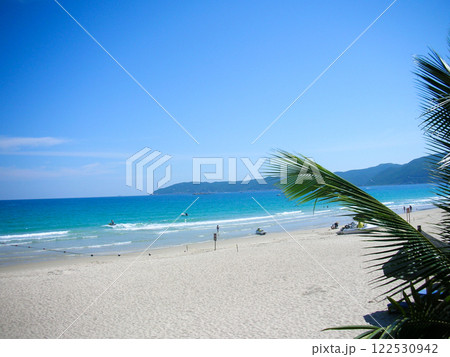 ビーチ 浜辺 渚 122530942