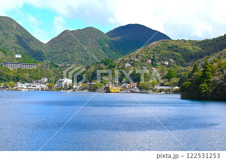 箱根　芦ノ湖の景色 122531253