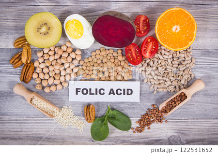 Healthy nutritious food as source natural vitamin B9, fiber and other minerals Healthy nutritious food as source natural vitamin B9, fiber and other minerals 122531652