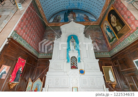 Les Arcs, saint jean-baptiste church, Var, Provence, France Les Arcs, saint jean-baptiste church, Var, Provence, France 122534635