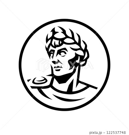 Roman commander with a wreath on his head. 122537748