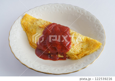 シンプルなオムライス イメージ シンプルなオムライス イメージ 122539216