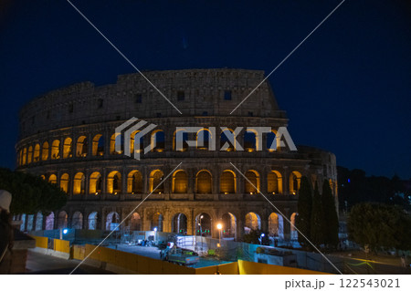 イタリア、ローマの観光地にて イタリア、ローマの観光地にて 122543021