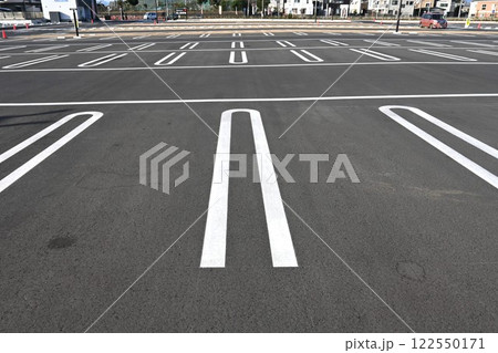 有料駐車場・自動ゲートシステム 122550171