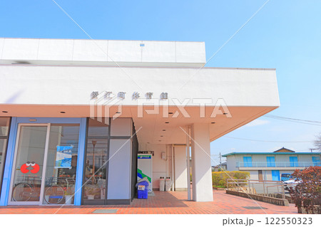 愛知県海部郡蟹江町、蟹江町体育館の風景 122550323
