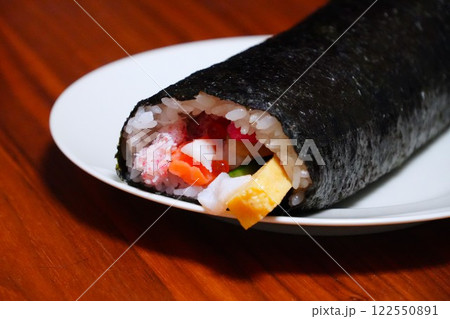 恵方巻 恵方巻 122550891