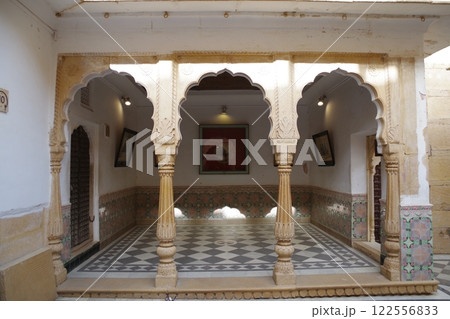 インド 世界遺産ラージャスターンの丘陵城塞群 ジャイサルメール城 インド 世界遺産ラージャスターンの丘陵城塞群 ジャイサルメール城 122556833