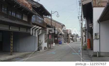 瀬羽町通り(富山県滑川市) 瀬羽町通り(富山県滑川市) 122557437