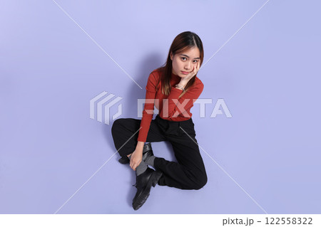 Cute Asian Woman Cute Asian Woman 122558322