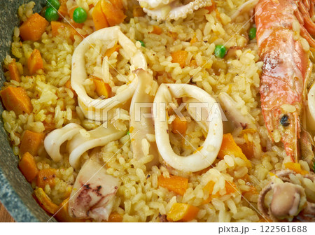seafood paella Marinera seafood paella Marinera 122561688