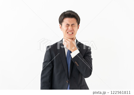 ビジネスマン 喉 ビジネスマン 喉 122561811
