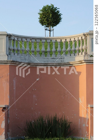 historical architecture of balustrade stairs in park. stone steps and balusters of classic-style 122565068