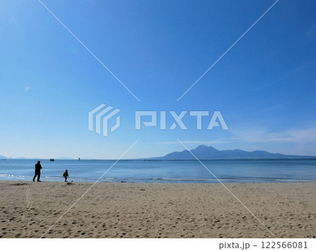 冬の鍋松原海岸 (熊本県玉名市) 冬の鍋松原海岸 (熊本県玉名市) 122566081