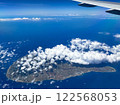 上空から眺める奄美諸島・沖永良部島　美しい夏空と海と空が広がる　2024年撮影 122568053