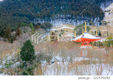 冬の呑山観音寺 福岡県篠栗町 冬の呑山観音寺 福岡県篠栗町 122570292