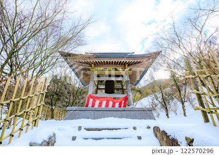 冬の呑山観音寺 福岡県篠栗町 冬の呑山観音寺 福岡県篠栗町 122570296
