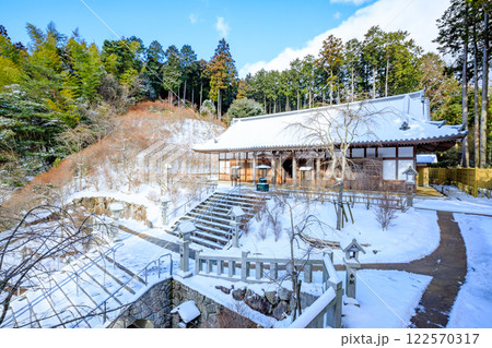 冬の呑山観音寺　福岡県篠栗町 122570317