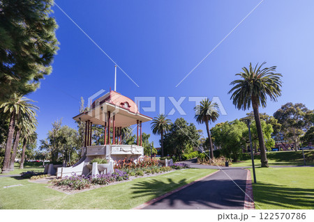 Johnstone Park in Geelong CBD Australia 122570786