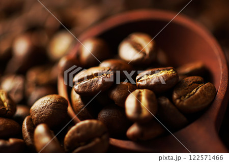 コーヒー豆 122571466