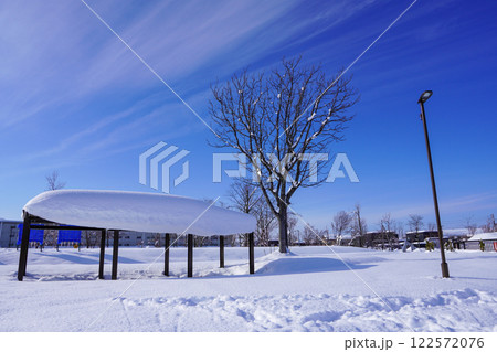 雪に埋まった駅跡地さくら公園(旧新十津川駅) 雪に埋まった駅跡地さくら公園(旧新十津川駅) 122572076