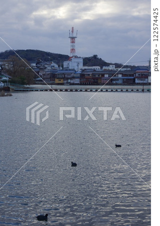 玉島の町並み　通町商店街　岡山県倉敷市 122574425