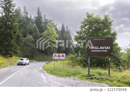 Landscape in Triglavski national park, Slovenia 122578048